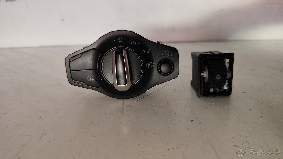 Vypinac svetiel Audi A4 B8