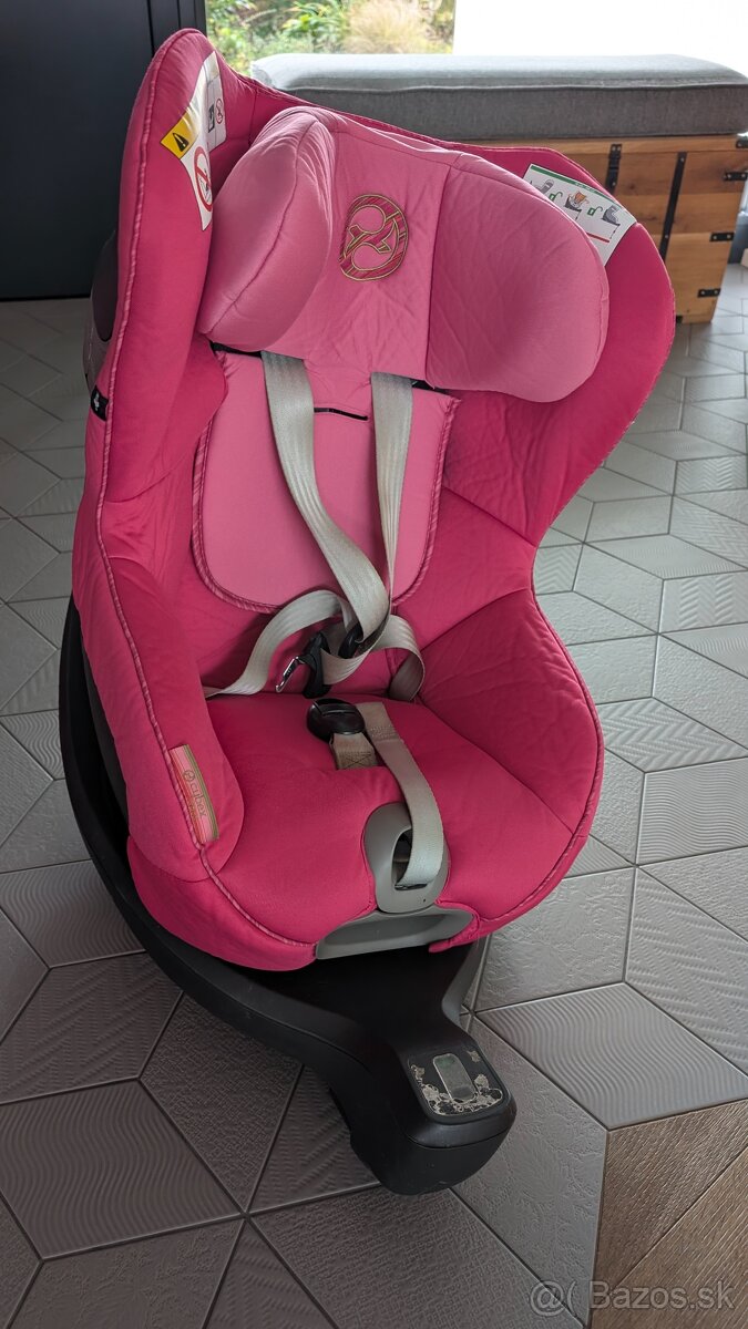 Autosedacka Cybex Sirona S size na zakladni