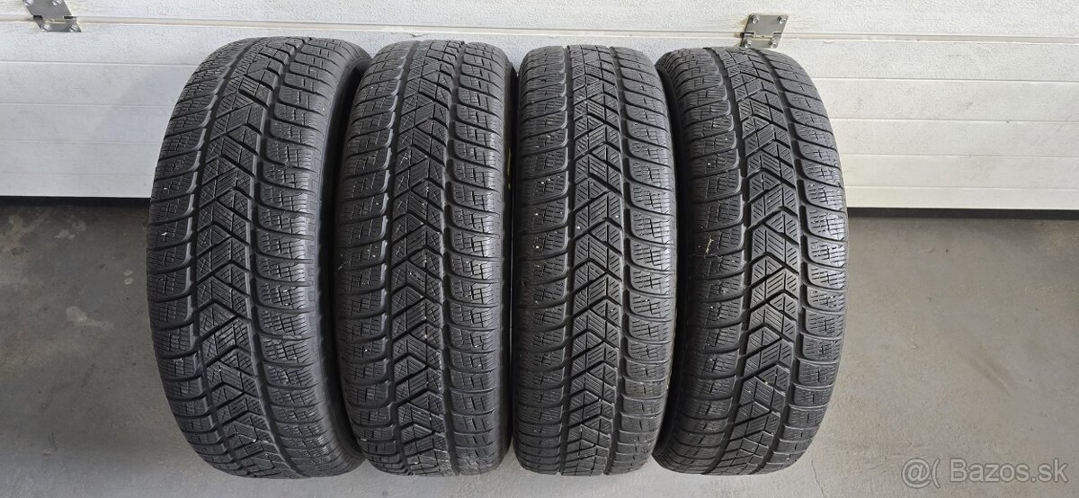 Zimné pneu Pirelli Scorpion 215/60 r17C 100V