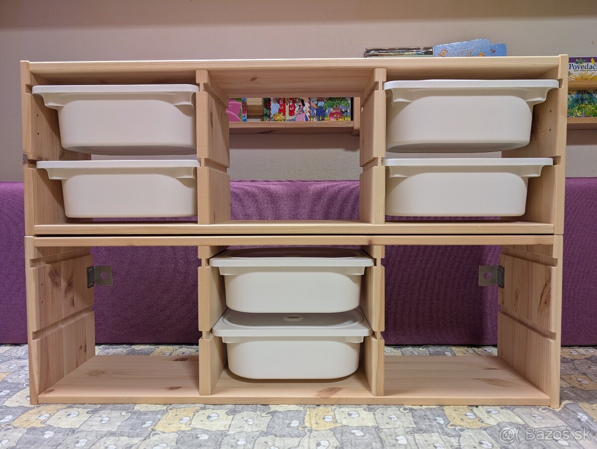 Nástenné police IKEA Trofast