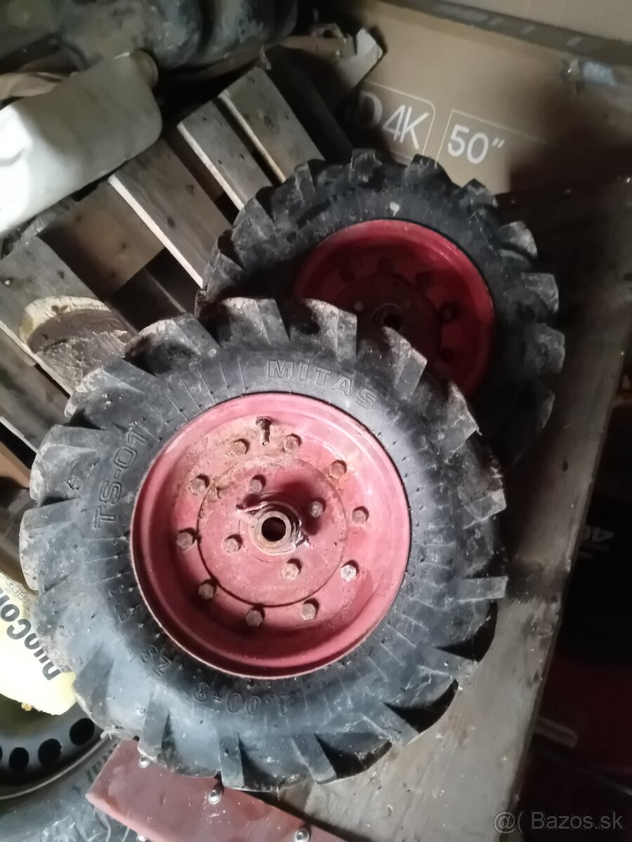 Kolesa na malotraktor/kultivator