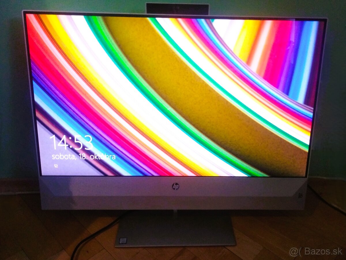 HP Pavilion 27 All-In-One PC 27-xa0012nc i5