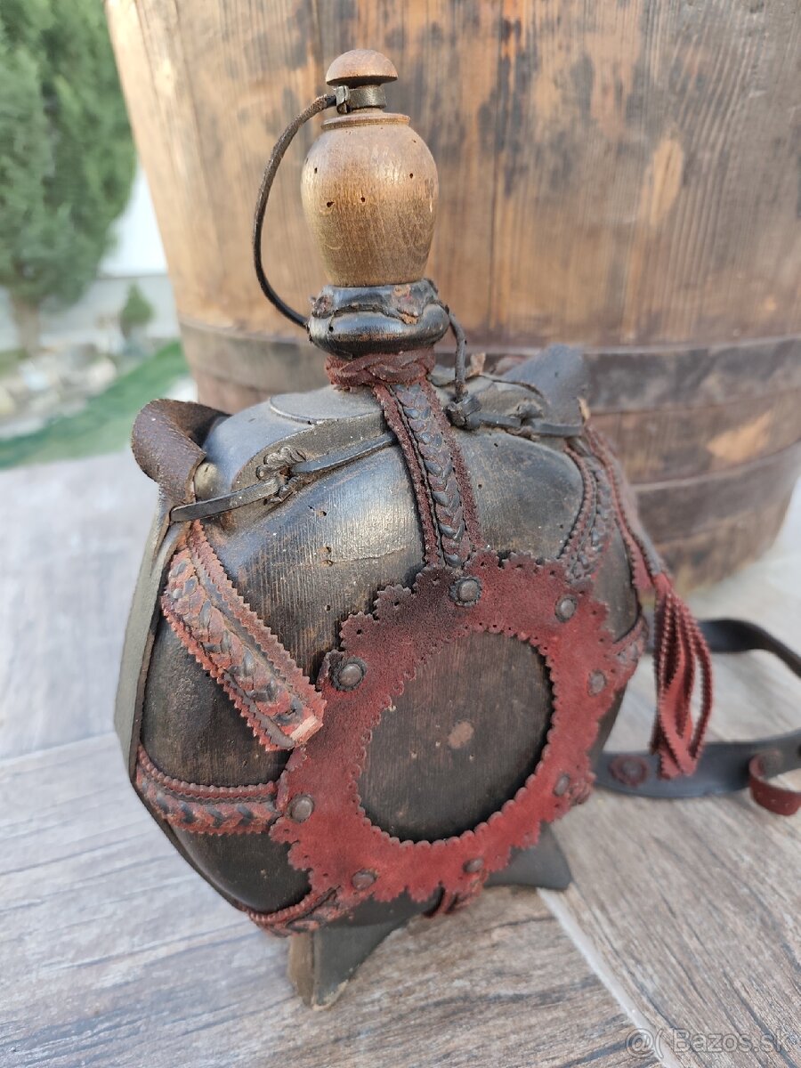 Staré ľudová čutora, fľaša