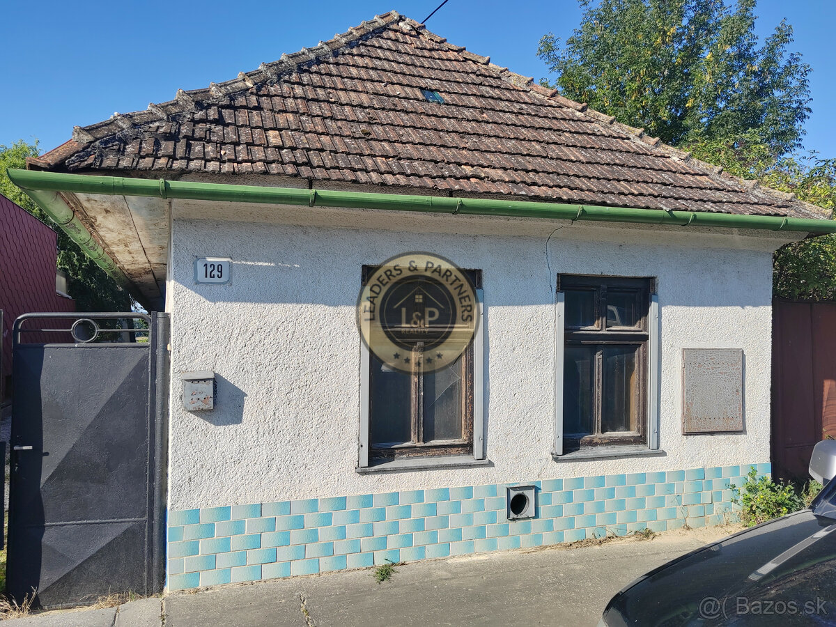 Starší rodinný dom na rekonštrukciu v Trstíne