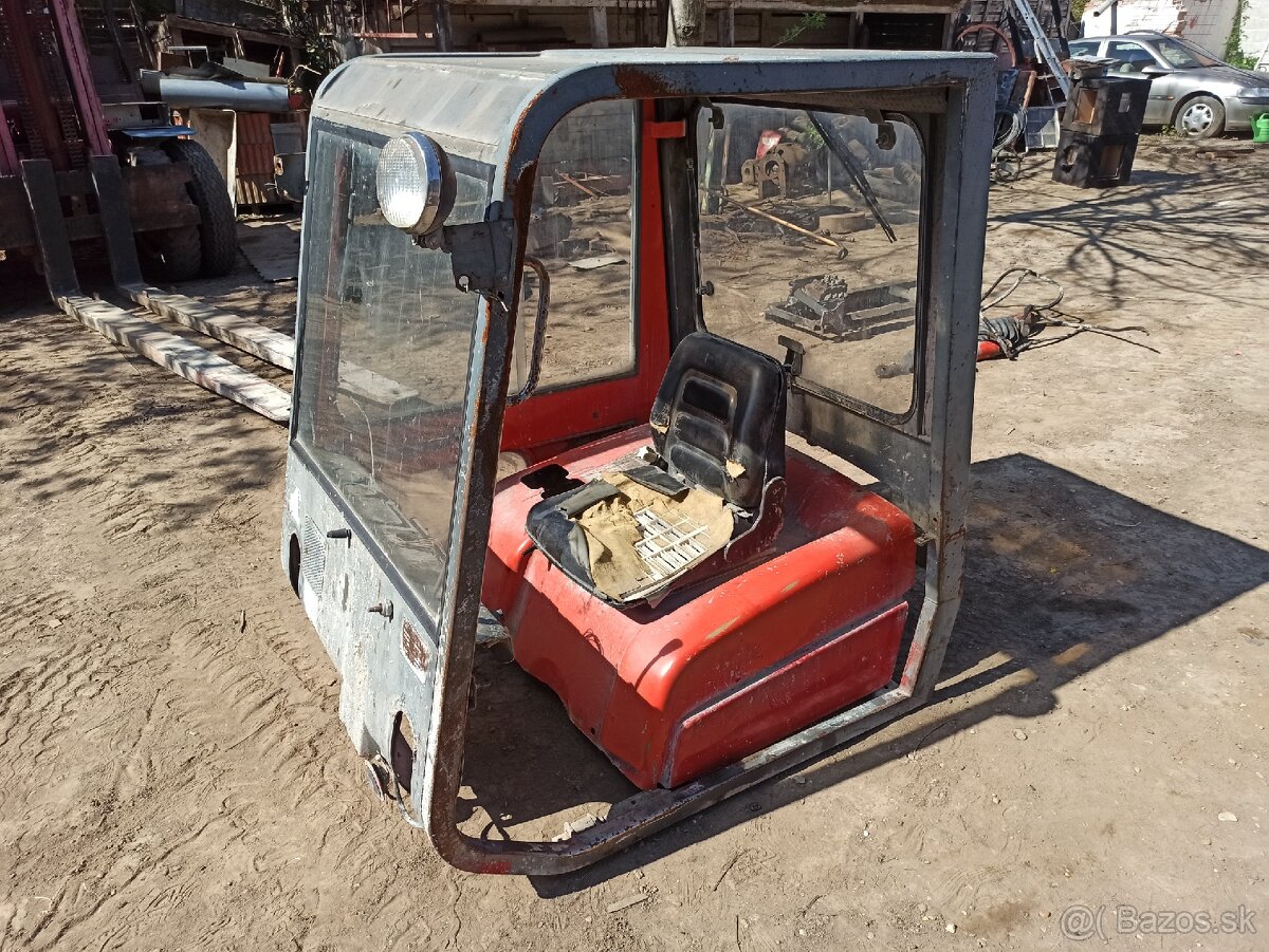 Desta, malotraktor, bager kabína
