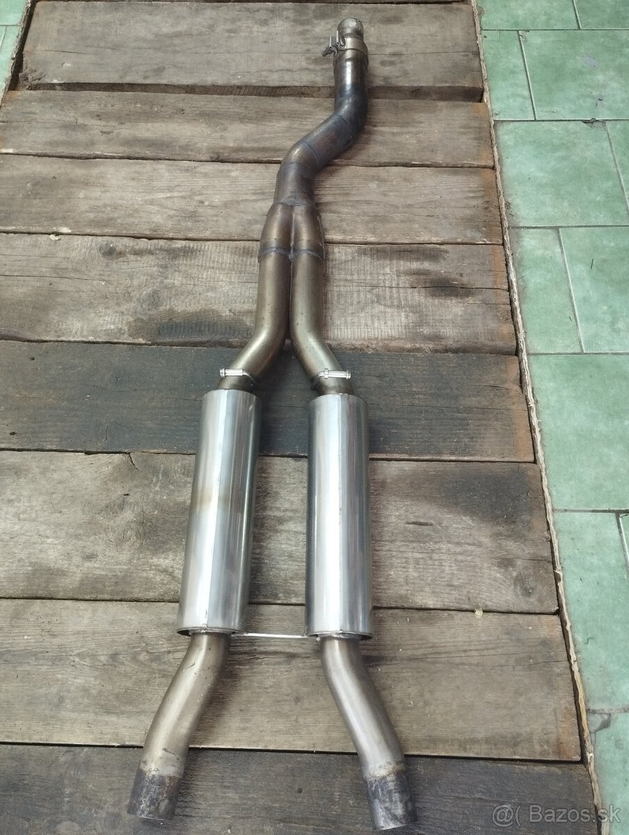 Audi A4 B7 2.0 Tfsi BN-pipes stredový výfuk