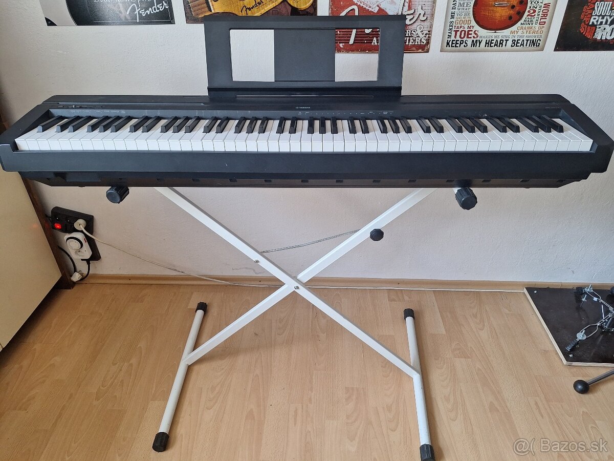 Predám piano Yamaha P45