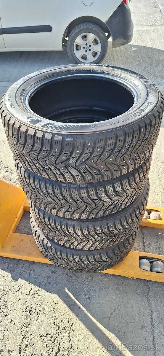 KUMHO 235 55 R18 ZIMNÉ PNEU S HROTAMI SADA SPOLU 100EUR 