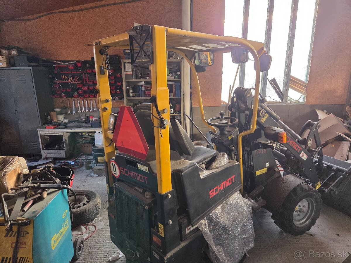 Predam nakladac shmidt 1915 na nahradne diely