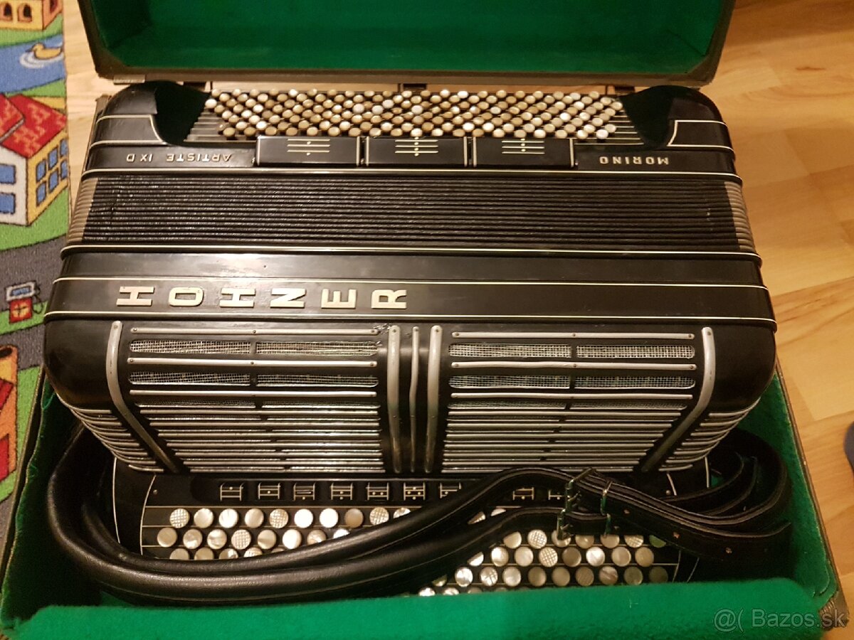 Predám Akordeon Morino Artiste IX D