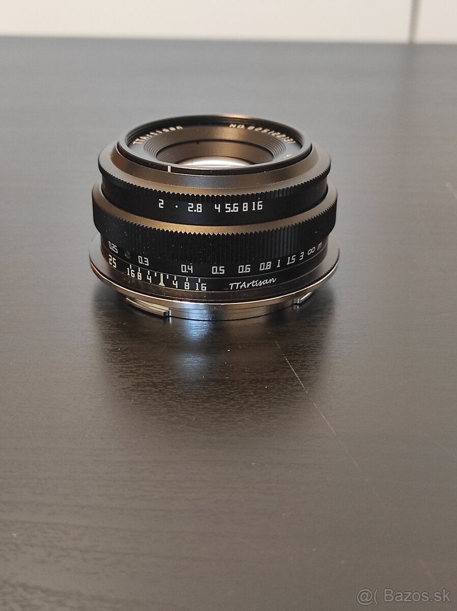 TTArtisan 25mm F2 pre Canon RF-S, Manual lens