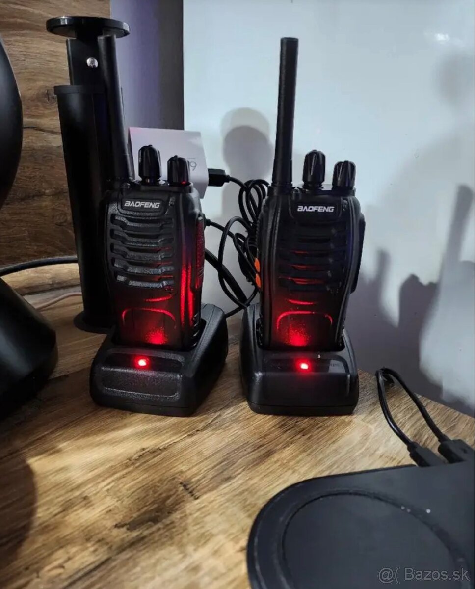 Predám vysielačky BAOFENG – 2 ks (set)