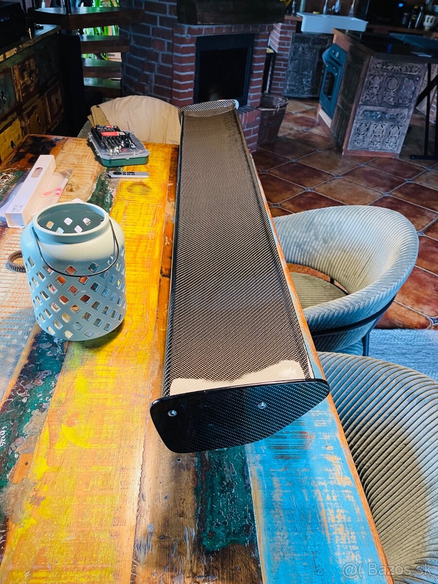 BMW M2 M3 M4 carbon kridlo