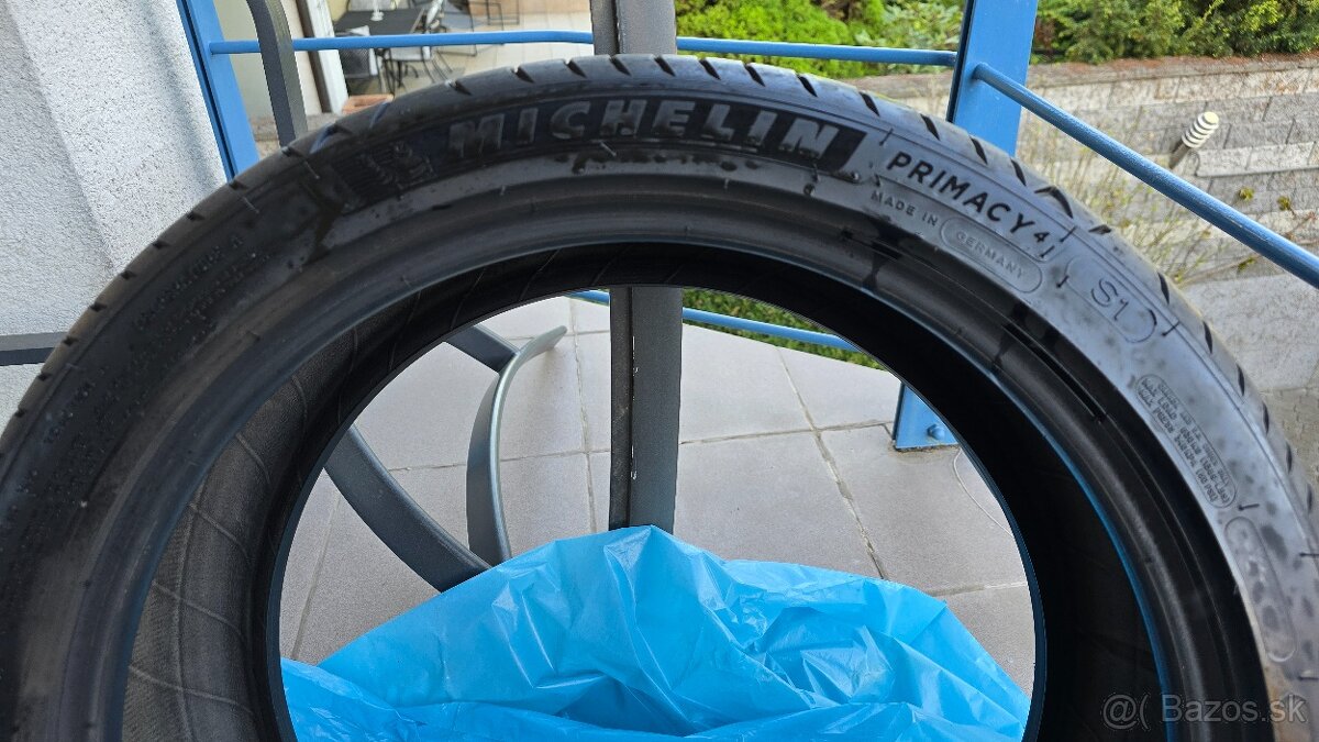 Michelin Primacy 4 (225/40 R18)
