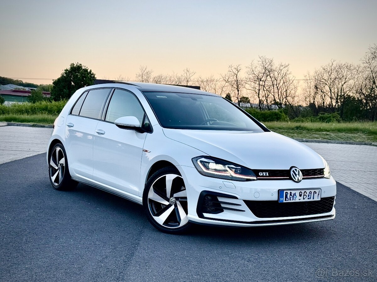 Volkswagen Golf 7.5 GTI, 169kw, 33000km, AT, Pano, Virtual