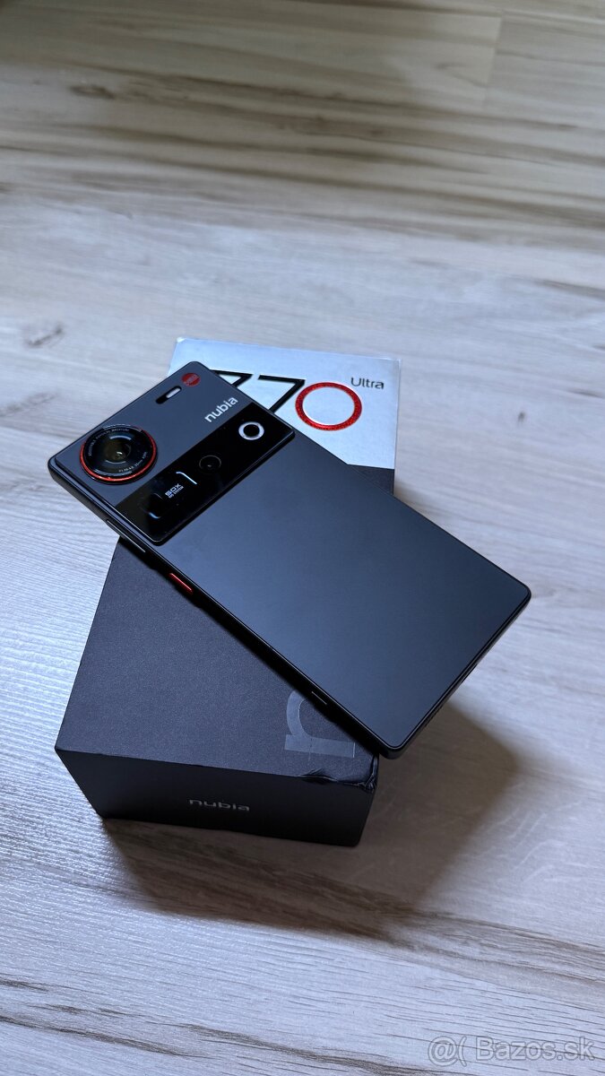 Vymenim ZTE Nubia Z70 Ultra - fotoaparat pod displejom