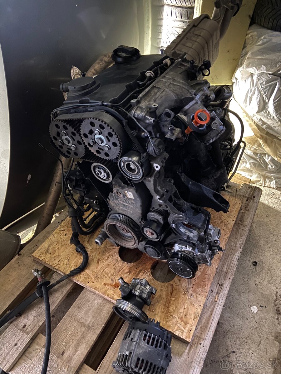 Rozpredam motor pre Audi a4 b7 kod BRE