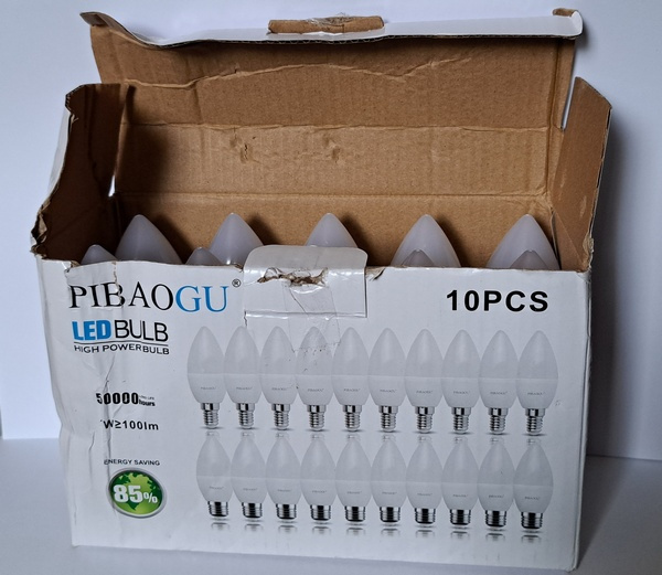Predám sadu LED žiaroviek 9W