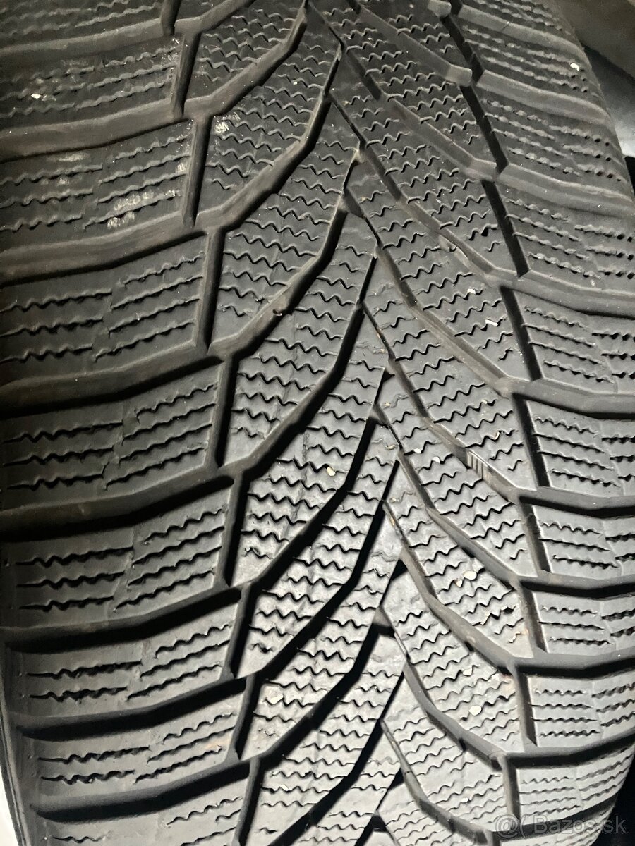 225/45 r17 94v celorocne Nexen