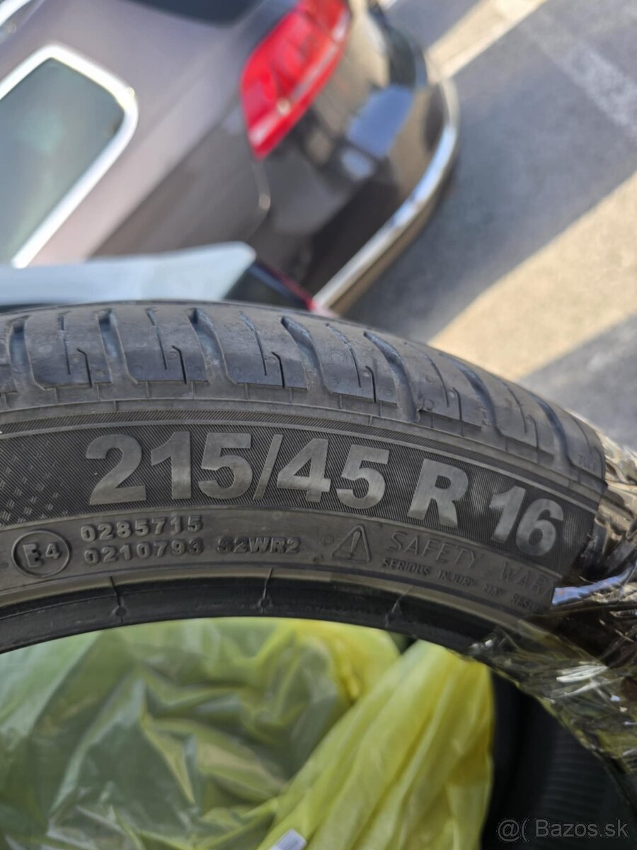 Letné pneumatiky Semperit Speed-Life 3 215/45 R16