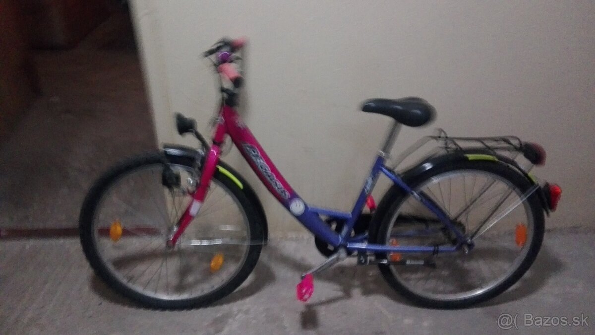 Predám dievčenský bicykel