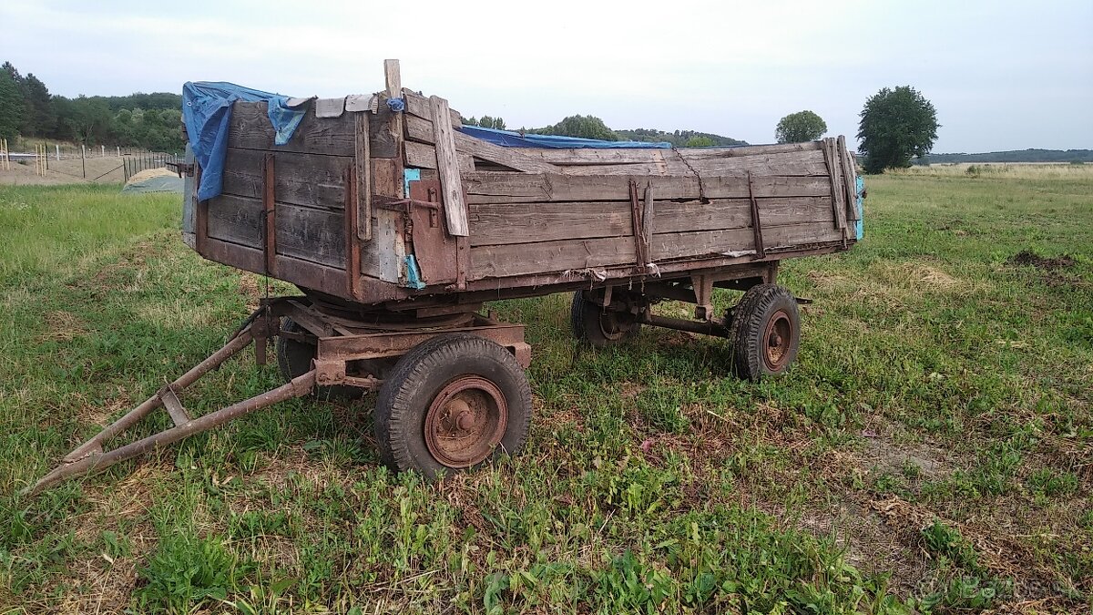 Vlečka za traktor