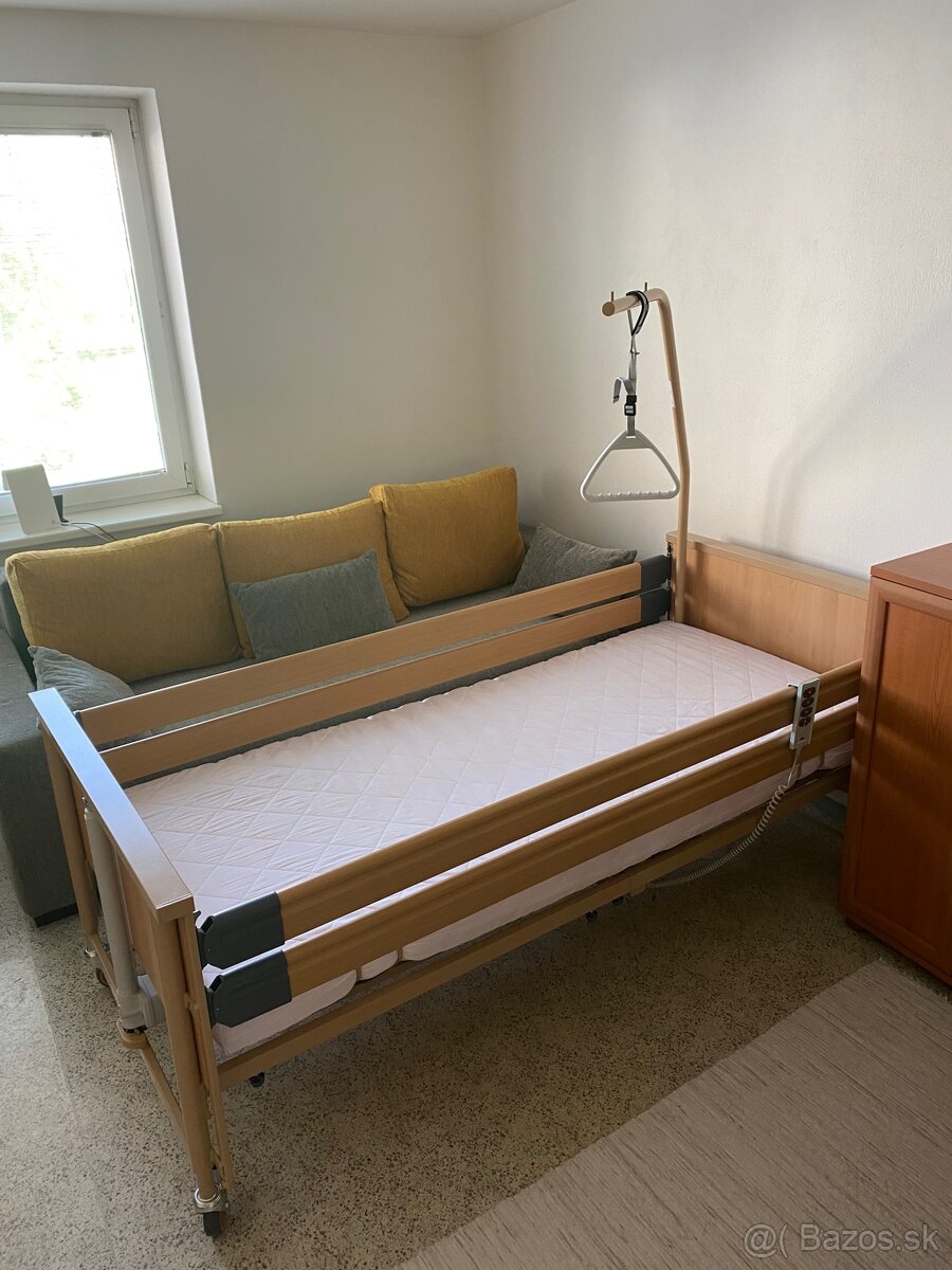 Predám elektrickú polohovaciu posteľ