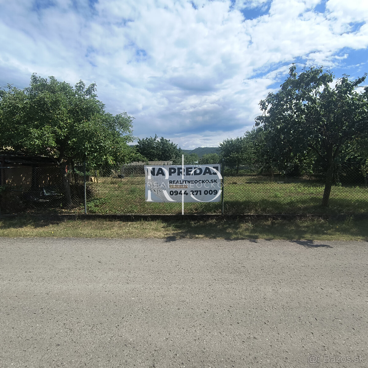 Na predaj stavebný pozemok v obci Košeca, okr. Ilava