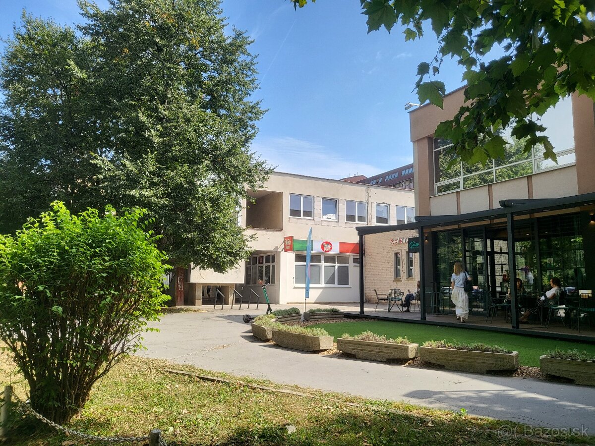 Polyfunkcný objekt v centre mesta - Kuzmányho sídlisko