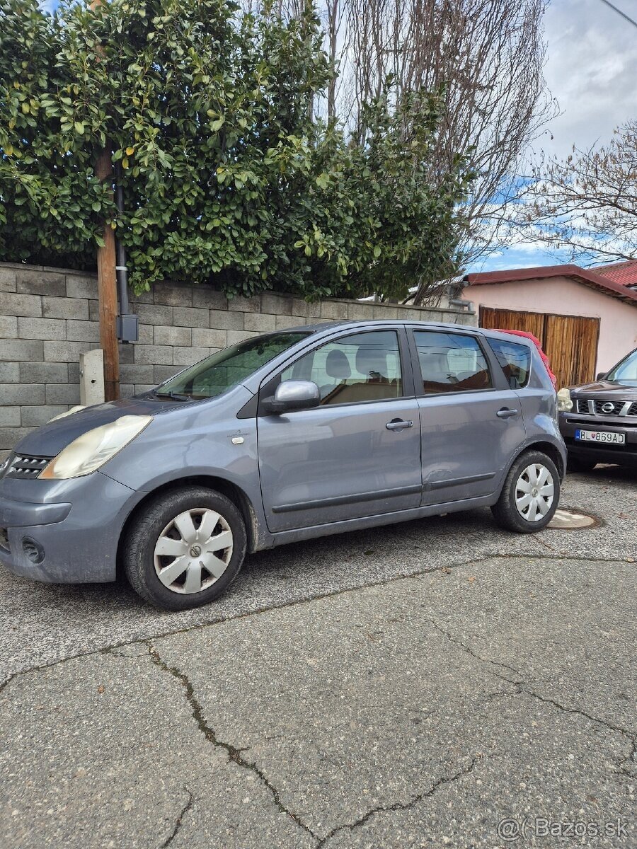 Predám Nissan Note 1 majiteľ STK/EK 11.2026 najazd 128 tisic