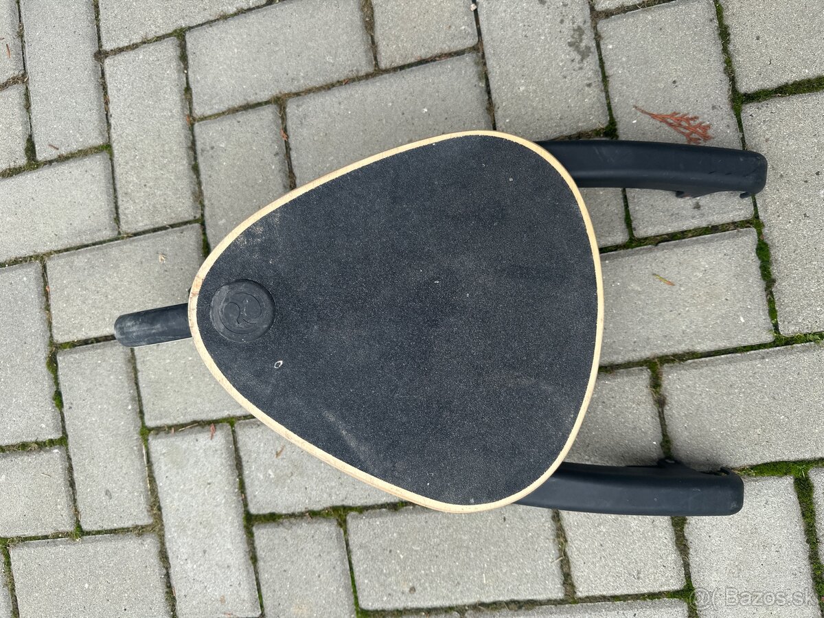 Cybex Skate (skejtik/stupienok/board)