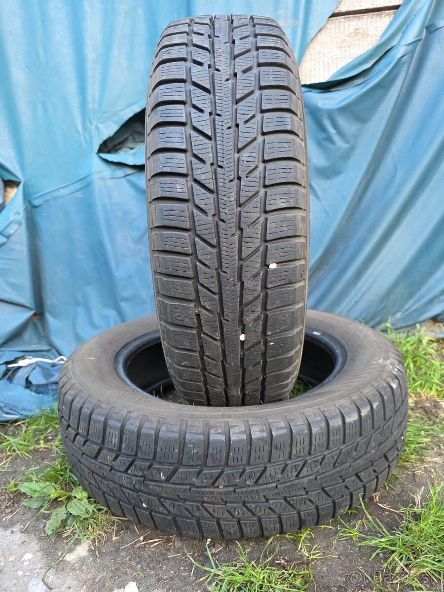 Ponúkam 2 zimné pneumatiky Yokohama WDriwe 175/65 R15