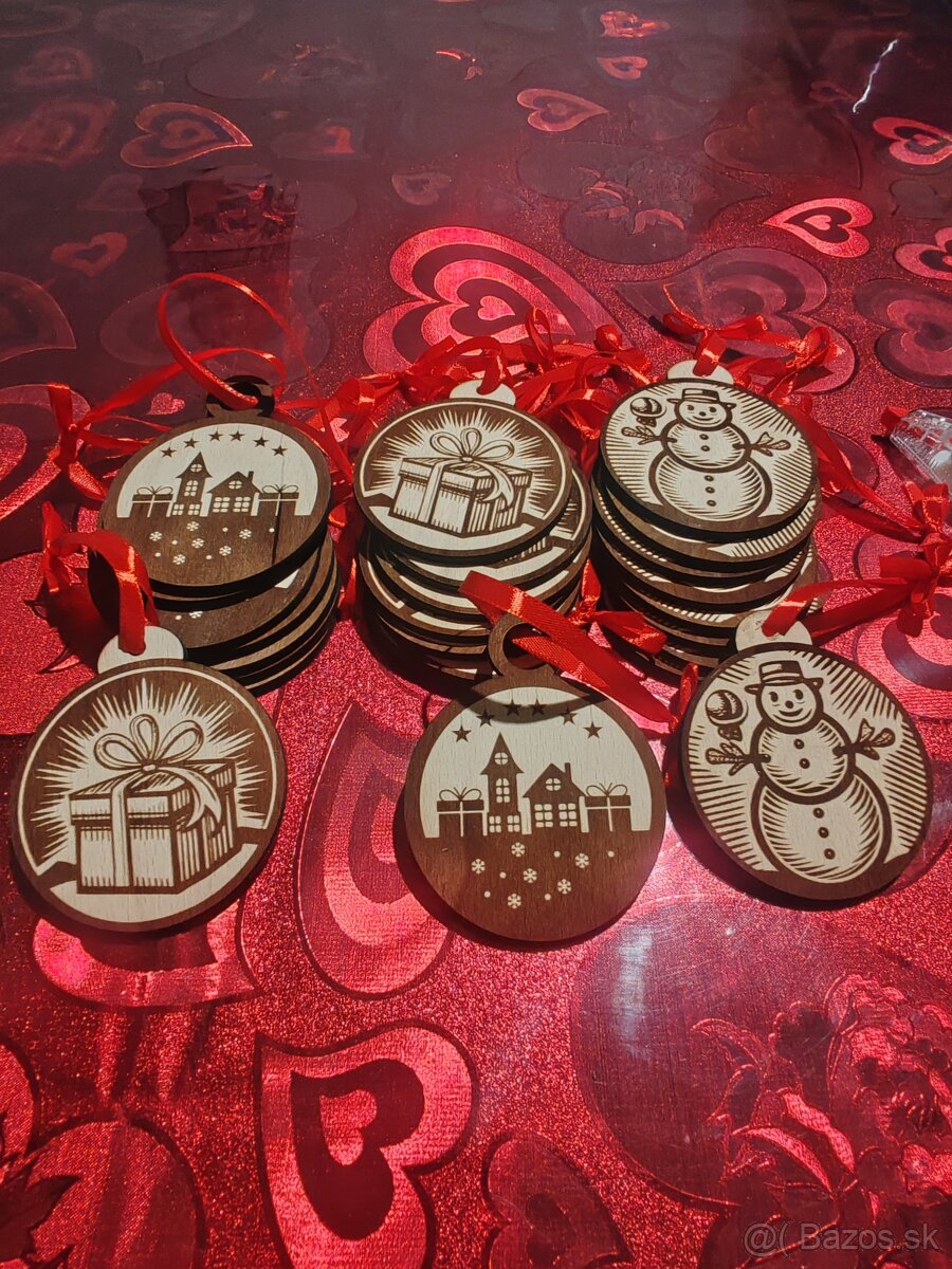 Predám gravírované vianočné ozdoby