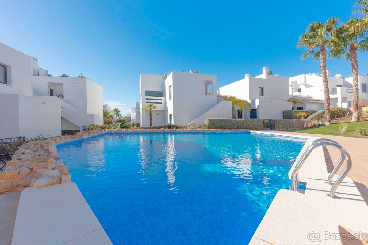 Španielsko, Oriuhuela Costa, Novostavba.