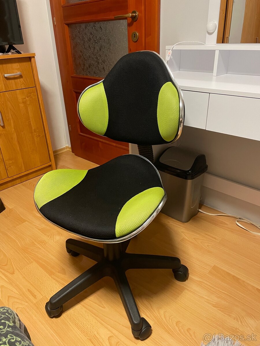 Predám kancelársku stoličku