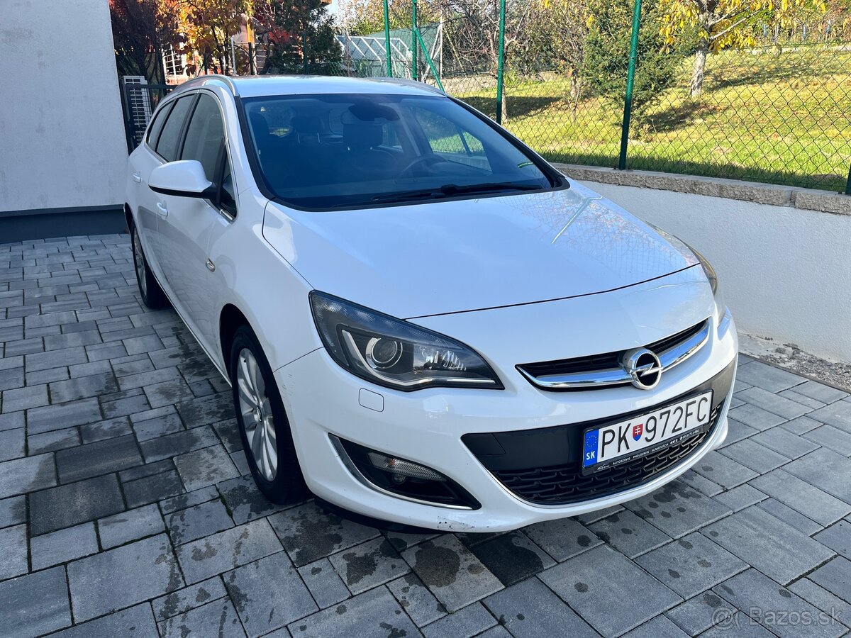 OPEL ASTRA SPORTS TOURER COSMO