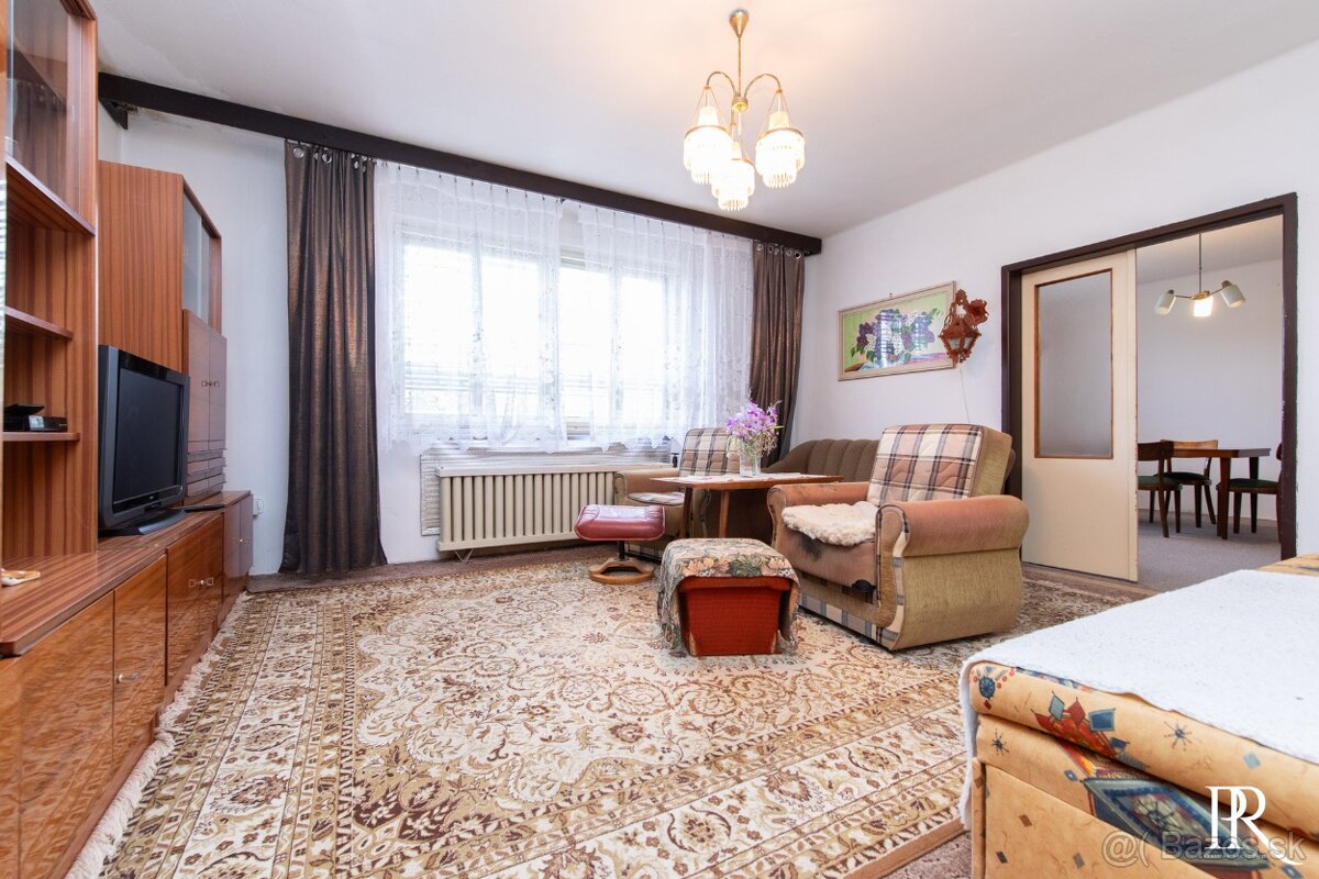 PREDAJ 5 IZBOVÝ RODINNÝ DOM S GARÁŽOU, DOLNÉ TRHOVIŠTE