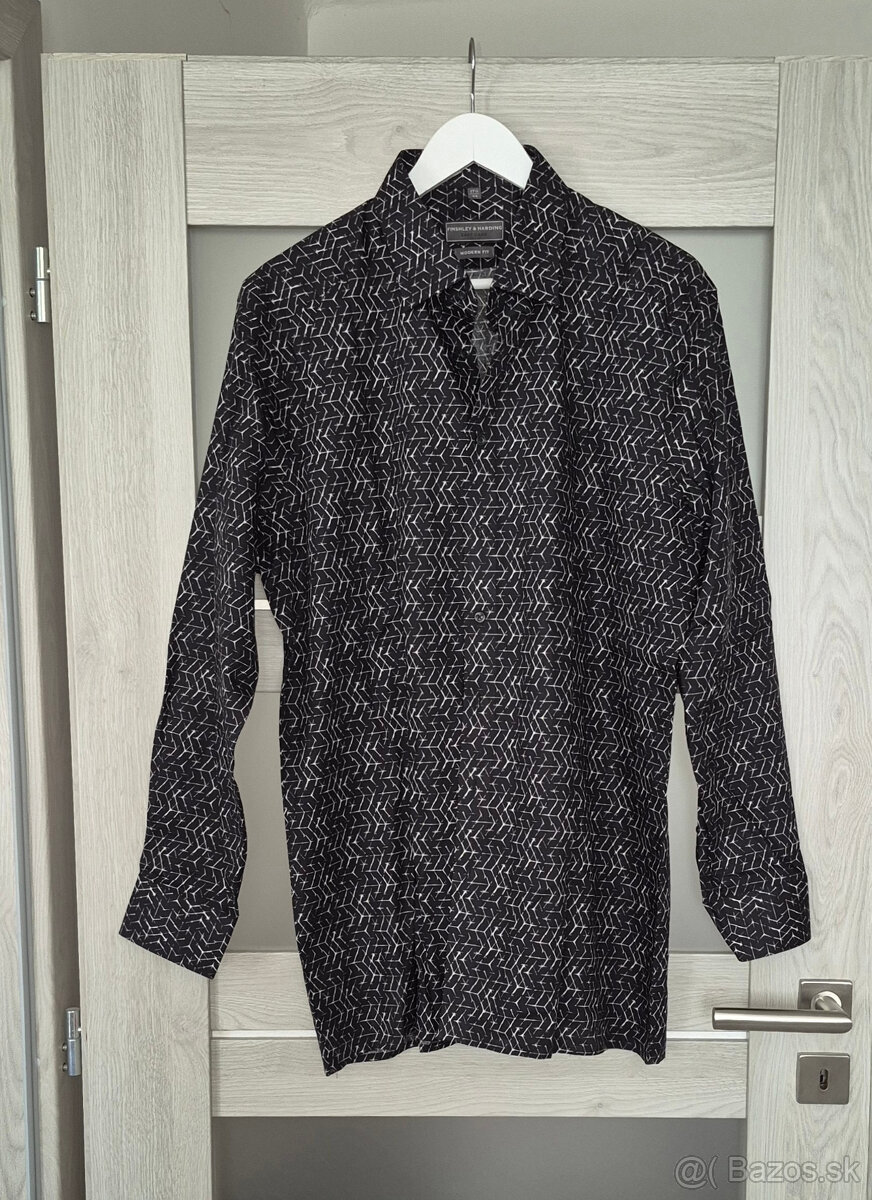 NOVÁ pánska košeľa v.44