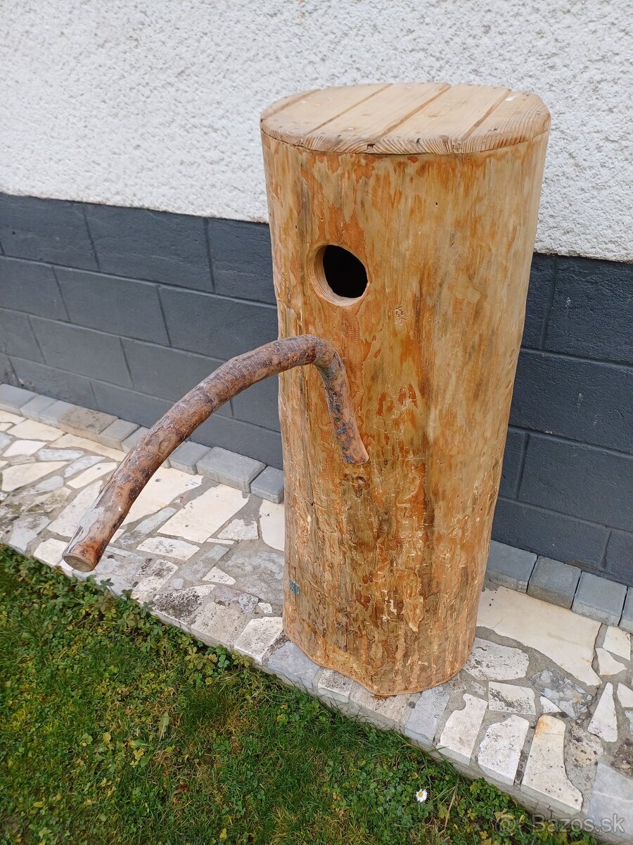 Búdka pre papagáje