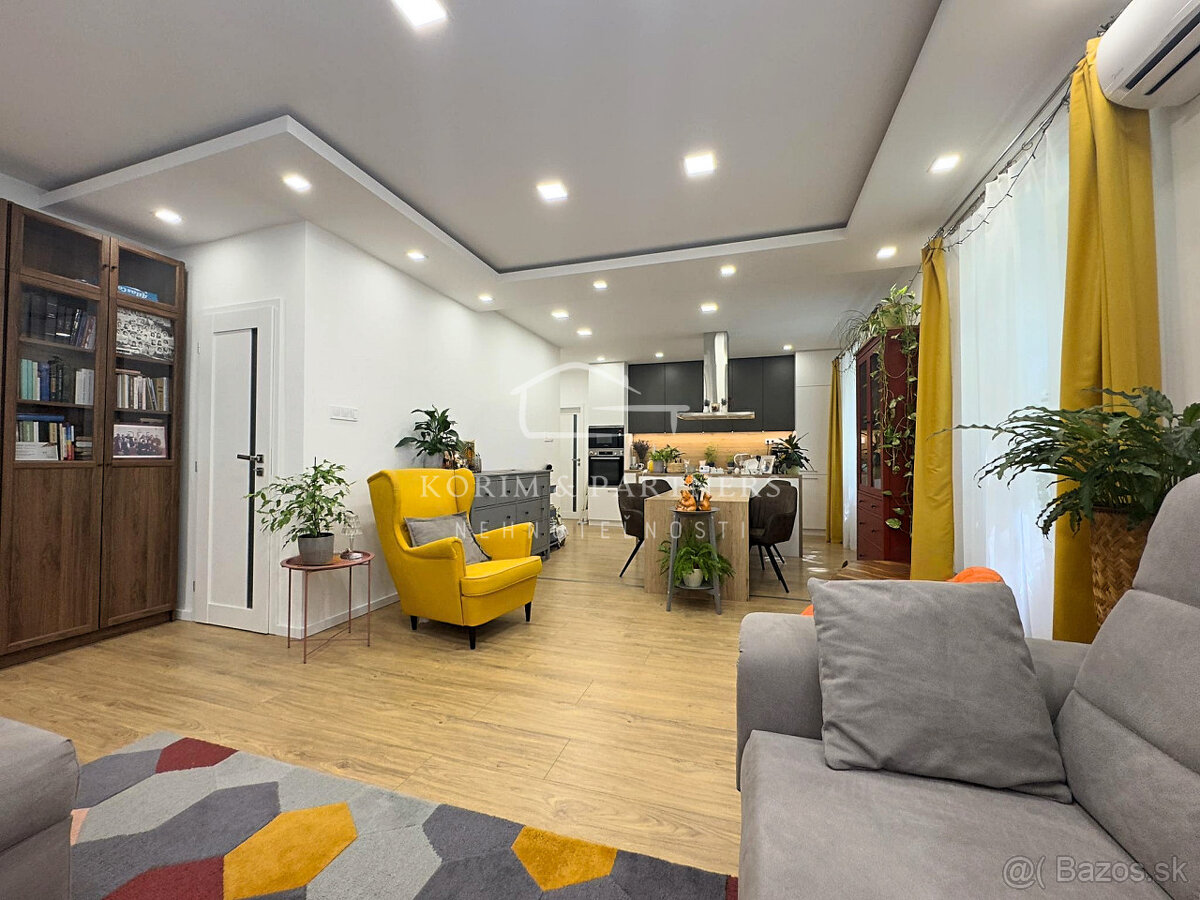 Veľkoplošný 3 izbový tehlový byt, Komárno