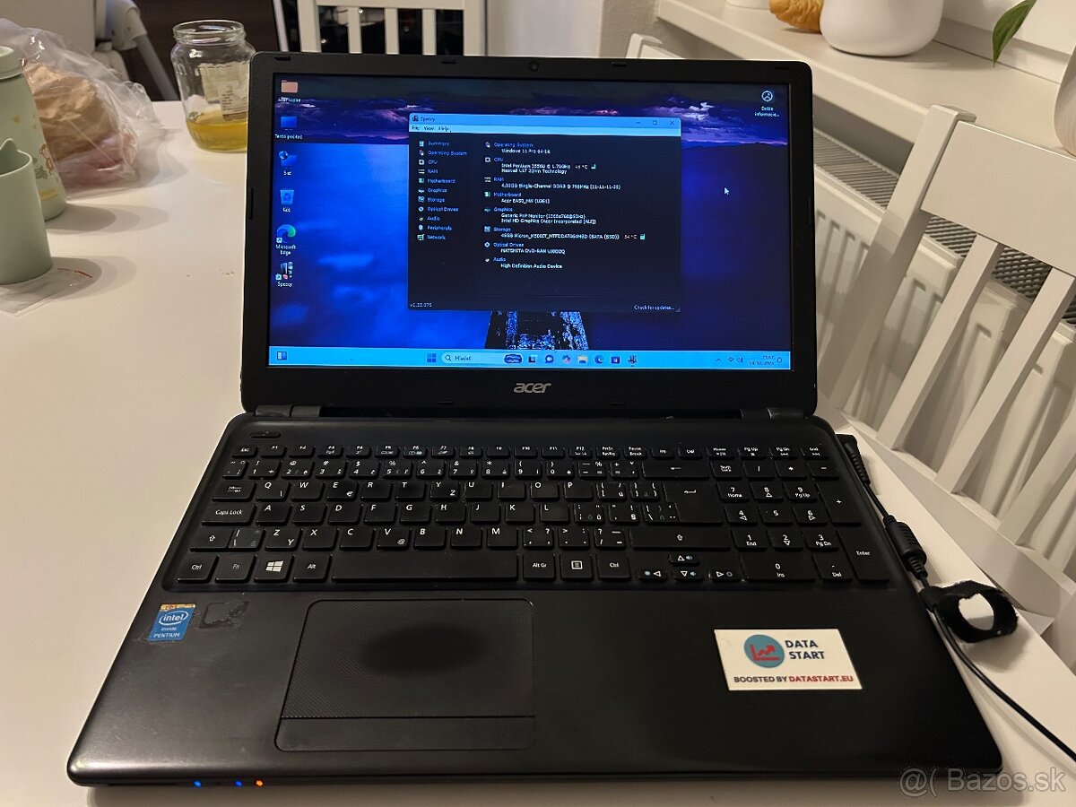 Acer Aspire e1-funkčný vhodný na diely-15,6"HD,Pentium,SSD