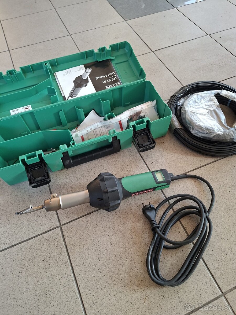 Zváračka na plasty Leister