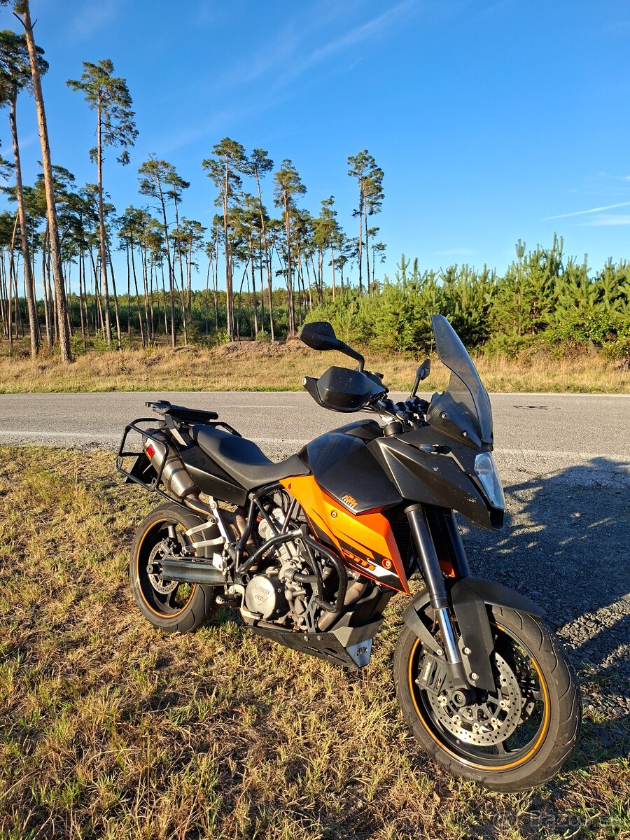 KTM