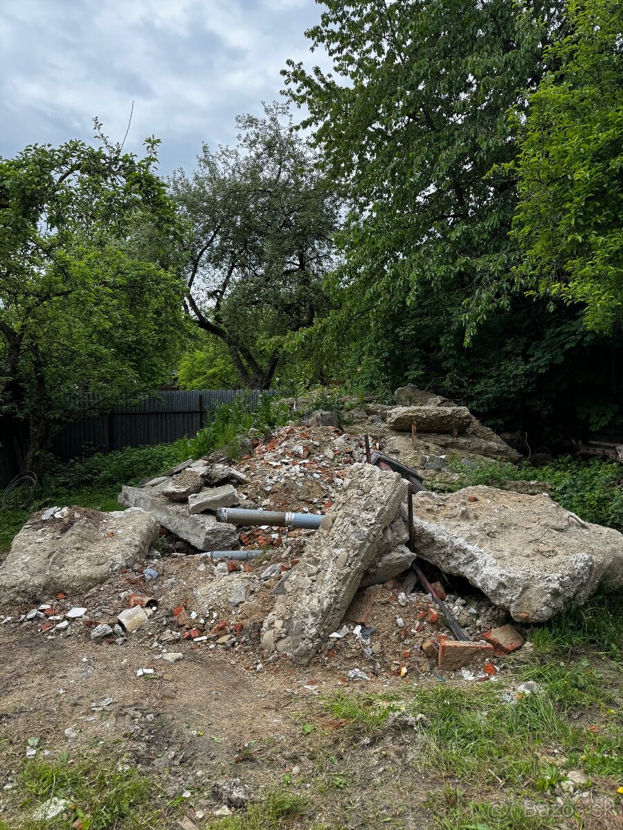 Stavebná suť /tehla,beton,hlina/ za odvoz