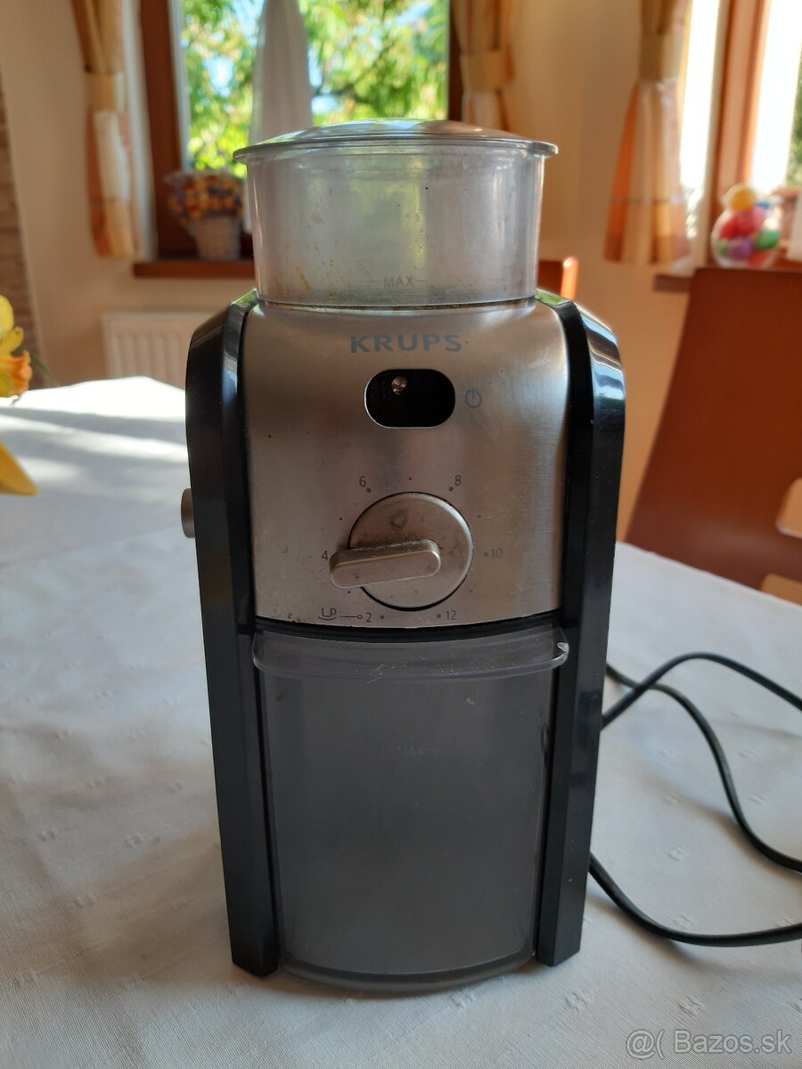 Mlynček na kávu