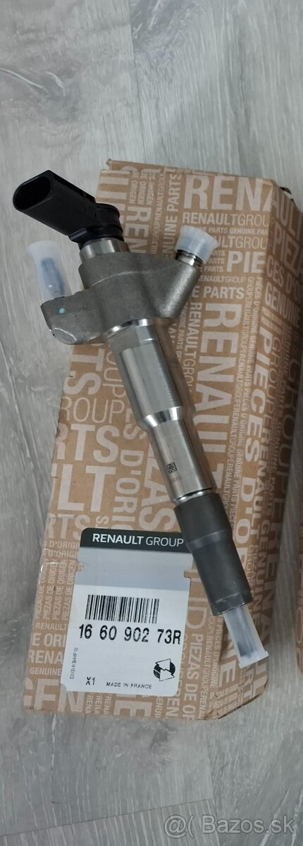 Vstrek Renault Master 166090273R  / 166009567R