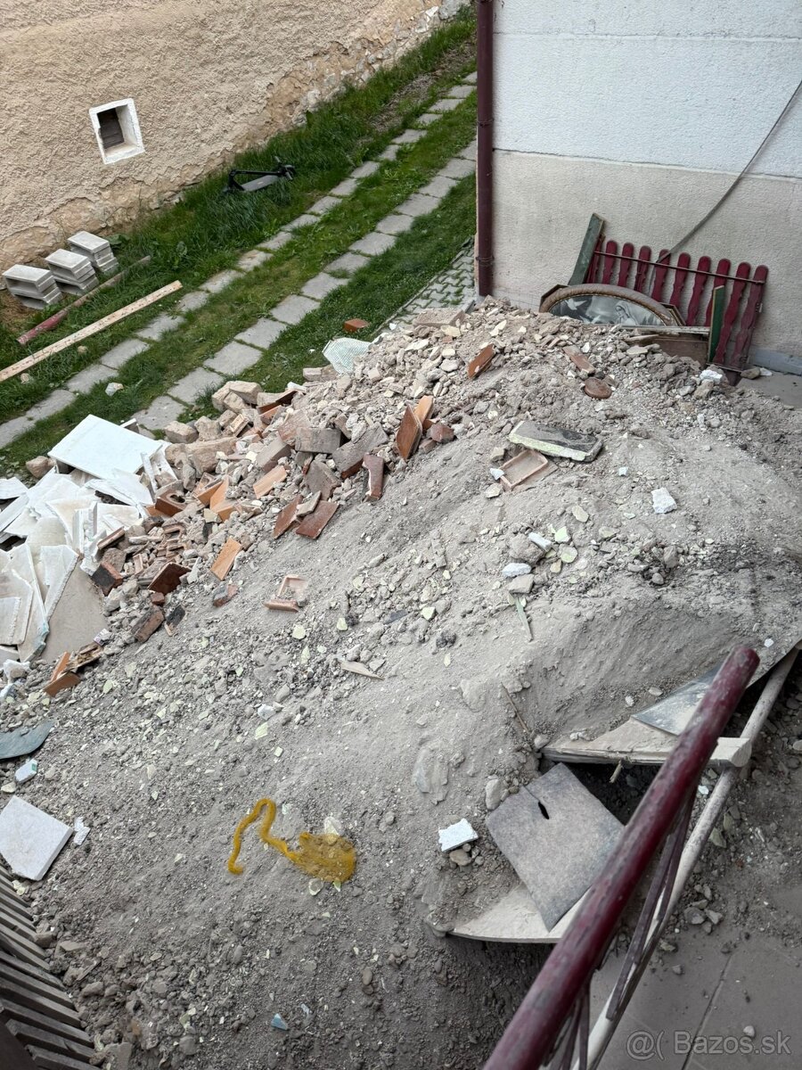 Stavebný materiál