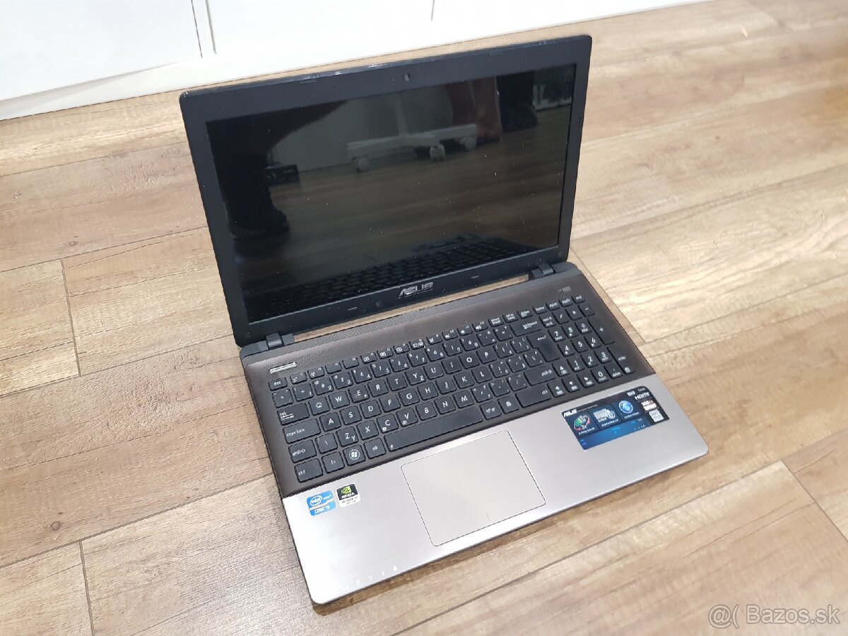 Asus K55VM na náhradné diely