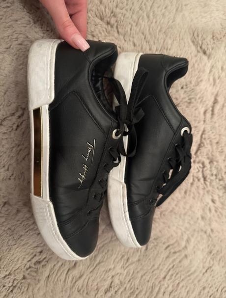 Tenisky Tommy Hilfiger velk.38
