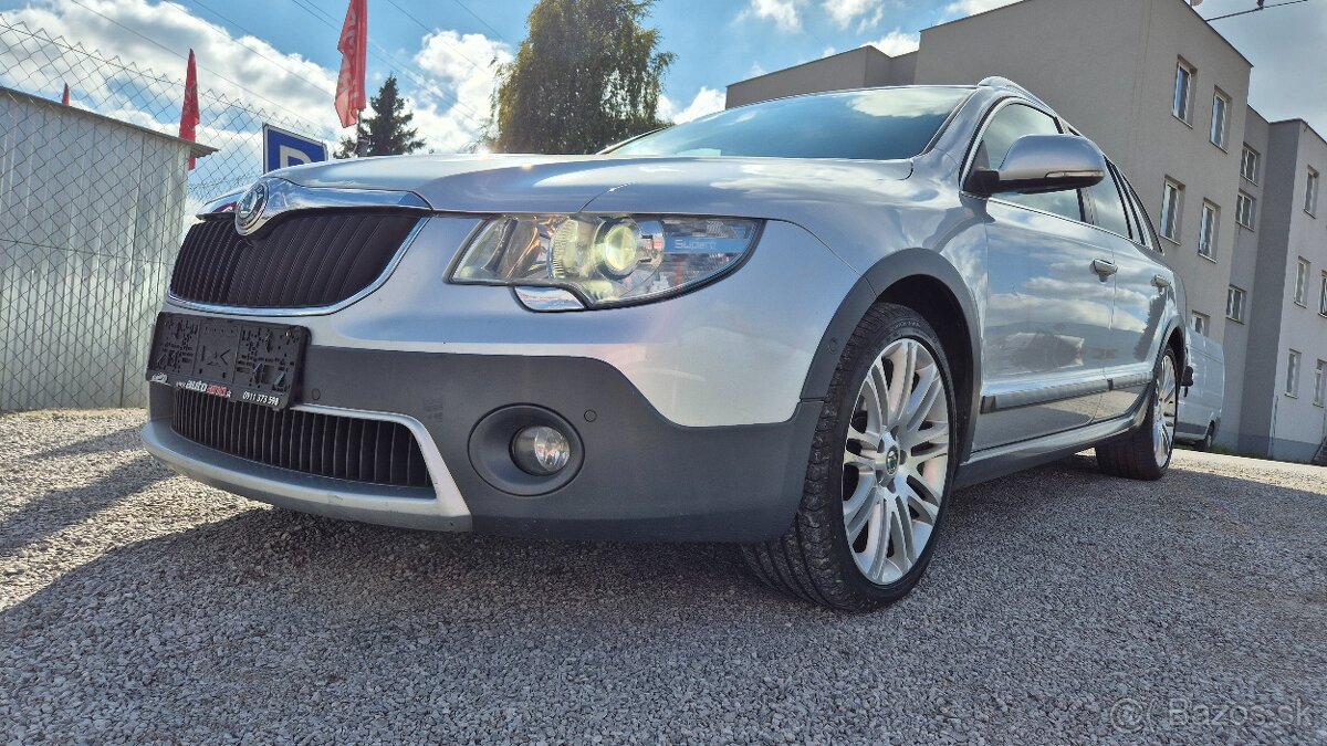 Škoda Superb Combi Scout 2.0 TDI CR 4x4 170k Elegance